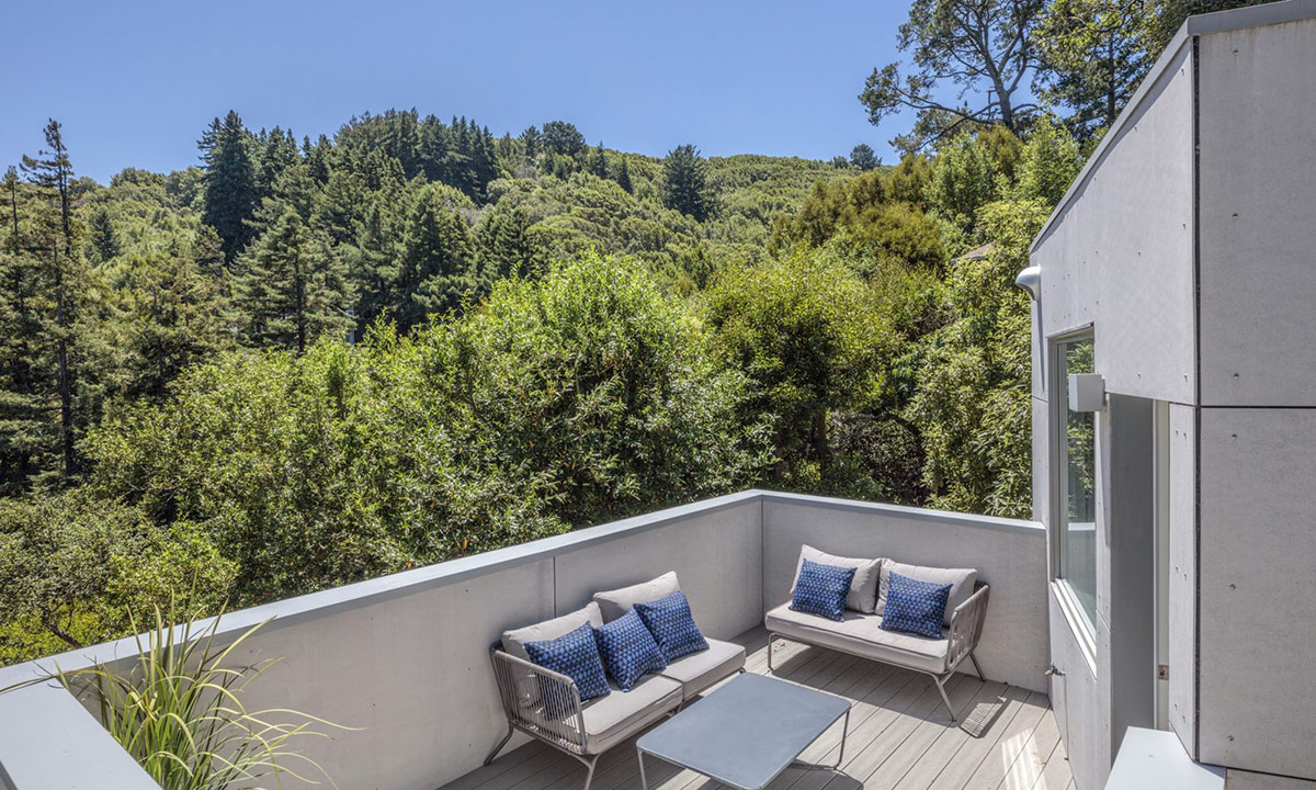 West Hollywood home back deck
