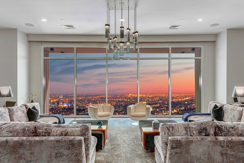 Home of the Week: Matthew Perry’s astonishing LA sky palace view