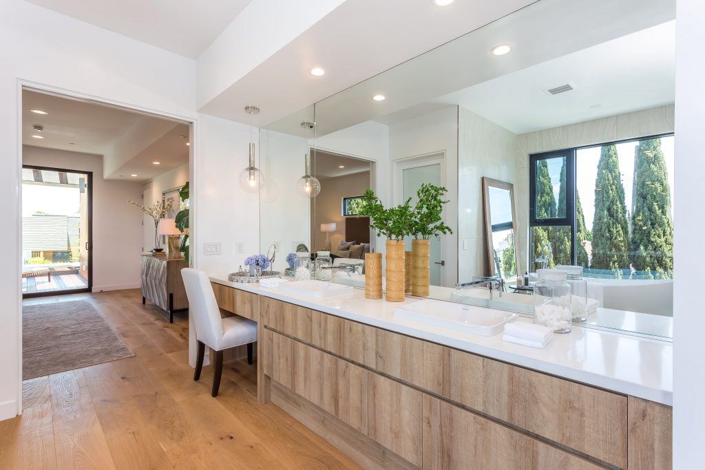 Home of the Week: New architectural family compound in Mar Vista
