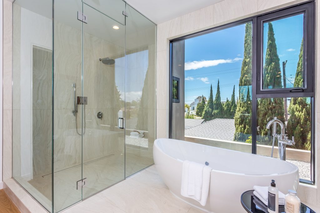 Home of the Week: New architectural family compound in Mar Vista