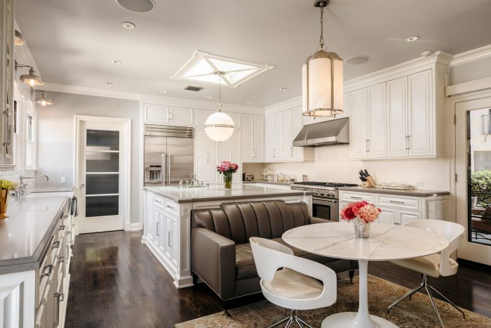 Kitchen and dining area.