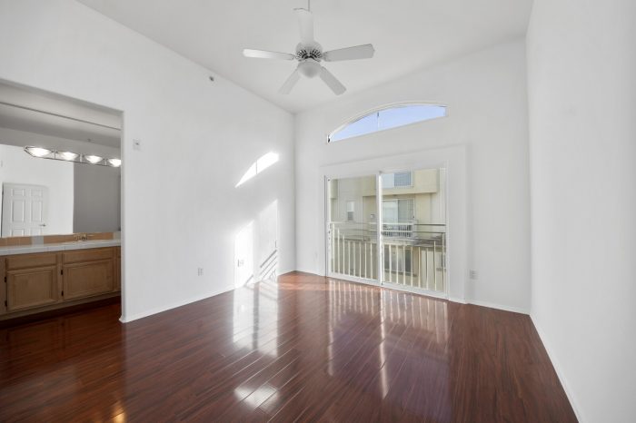 Ashley Askew shares his art, design and photography