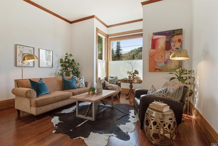 Victorian Farmhouse undergoes dramatic transformation in Napa