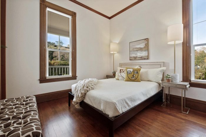 Victorian Farmhouse undergoes dramatic transformation in Napa