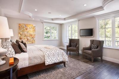 156 Oakdale Ave 9 staged bedroom