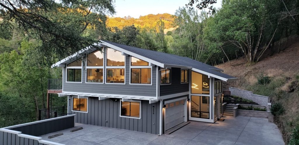 230 Oakcrest Road in San Anselmo