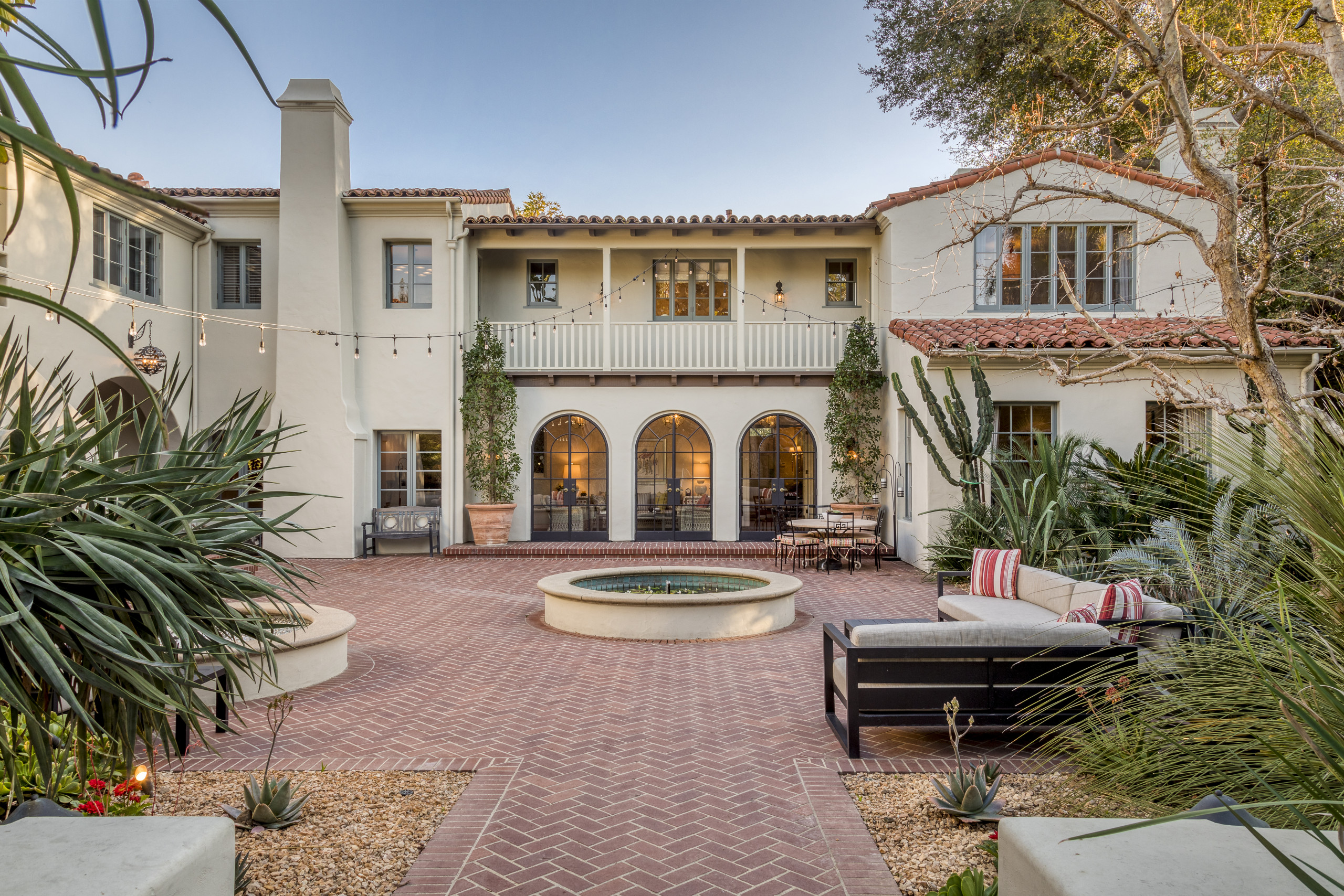 Ashbourne v PRINT scaled