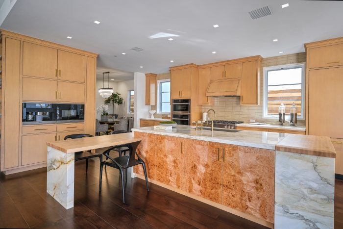 Expansive new statement home in North of Montana