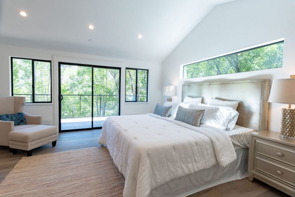 230 Oakcrest Road in San Anselmo