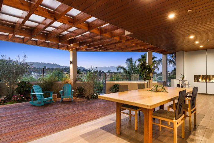 A spectacular and rare offering in Silver Lake