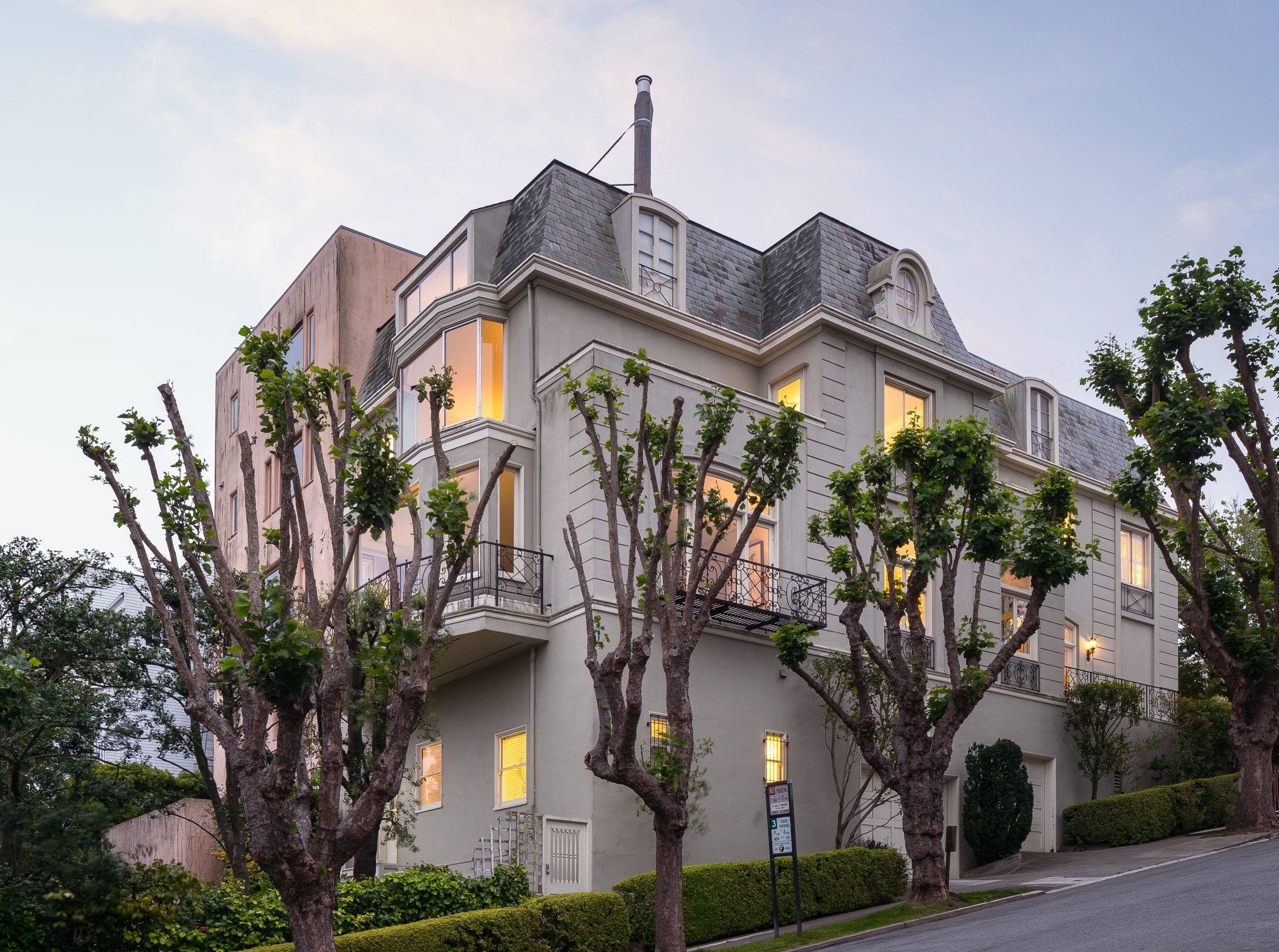 498 Jackson, San Francisco is listed at $12,900,000 by Karen Mendelsohn Gould.