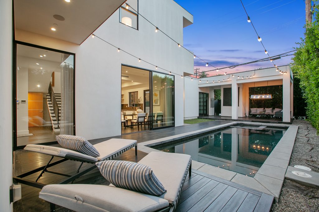 Home of the Week: Airy, refined West Hollywood contemporary