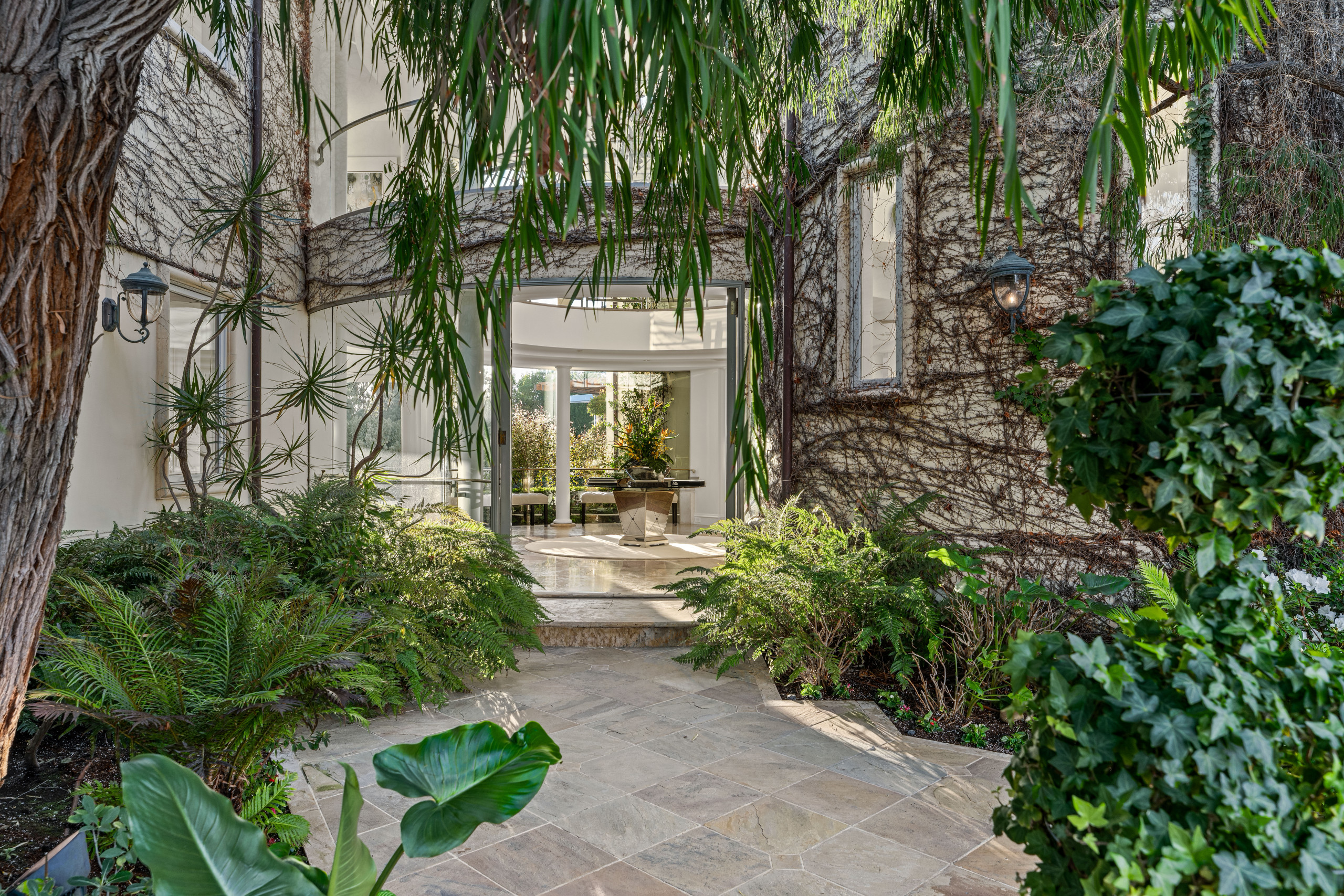 N Bonhill Rd of scaled