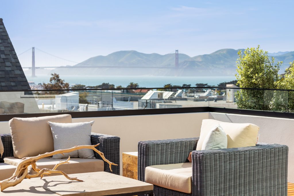 Designer-curated Russian Hill masterpiece