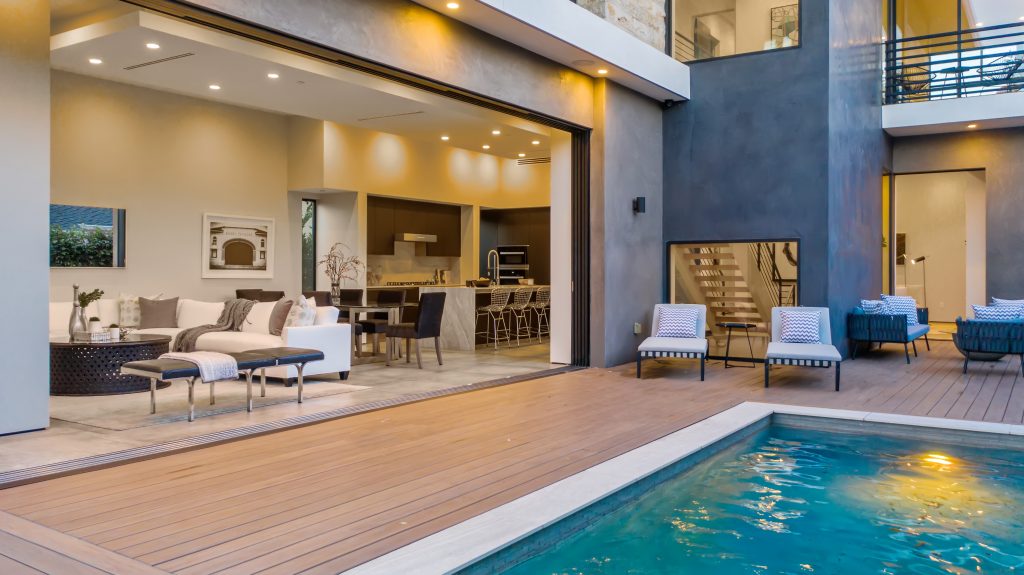 Showing Beverly Grove home indoor outdoor living room