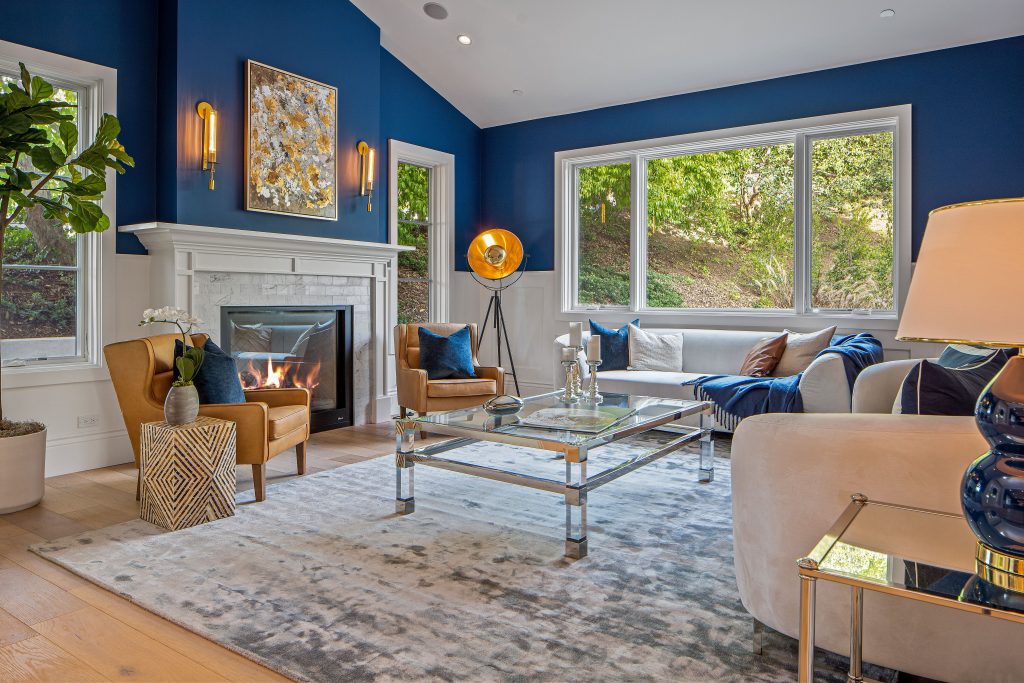 Living room with blue walls. 