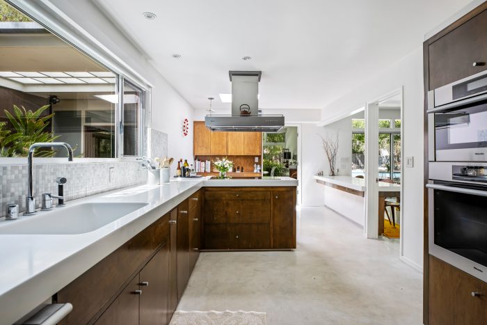 California Real Estate Blog - Mid-Century Modern Kitchen