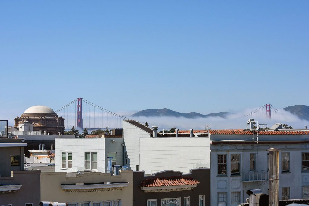 Showing view of Golden Gate Bridge