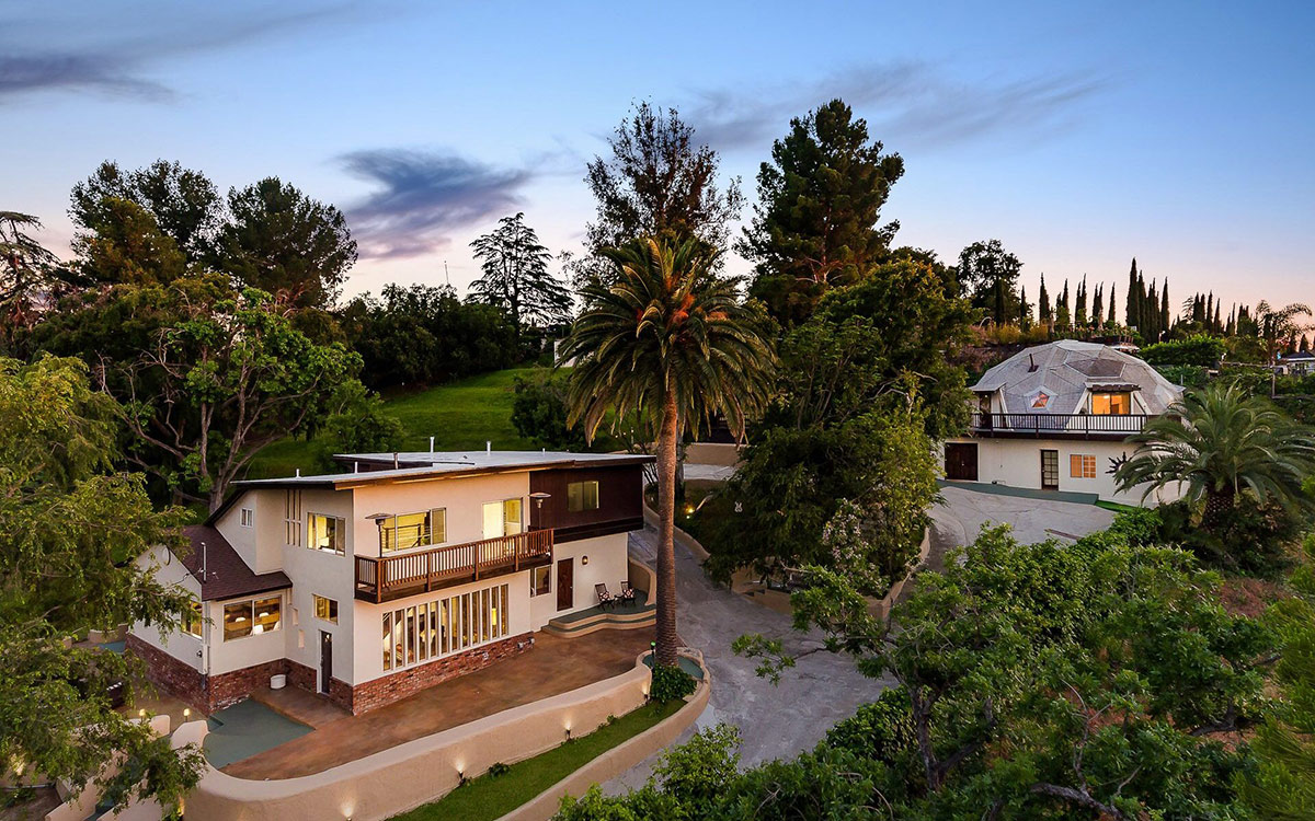 geodesic dome house
