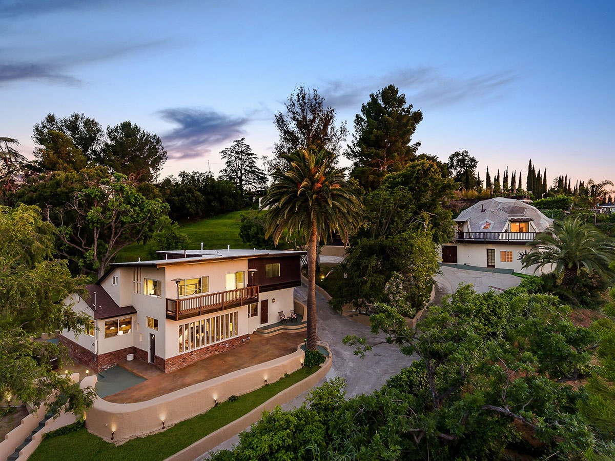 geodesic dome house
