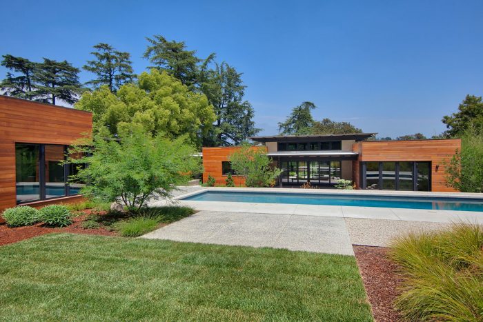 New custom architectural emerges in Linda Vista