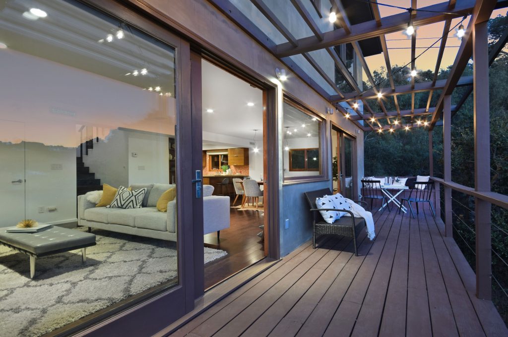 Mid-Century Post & Beam in Studio City outside deck
