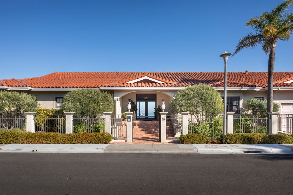 Showing Bayfront home entrance