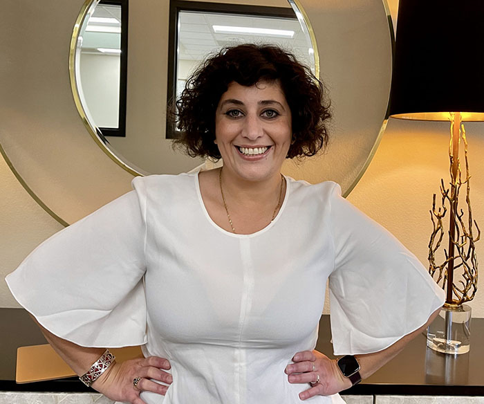 Nada Djomehri headshot