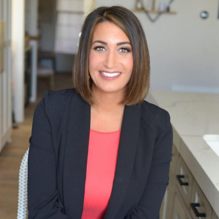 Nicole Powell headshot