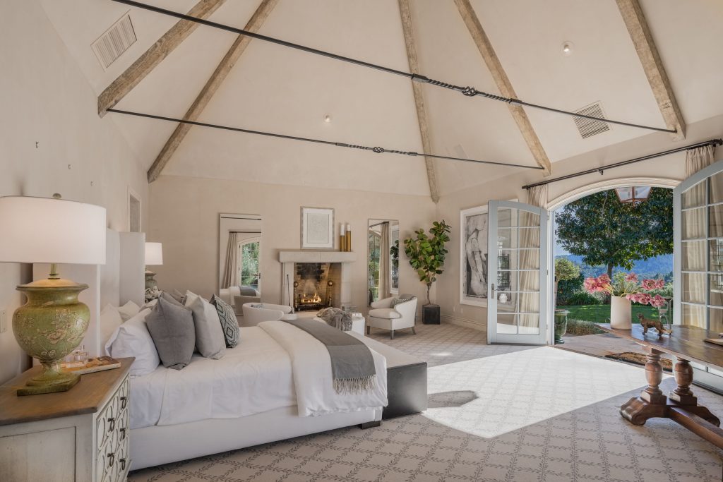 Bedroom with high ceilings. 