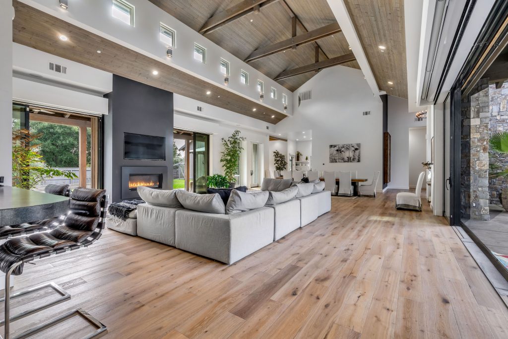 Exquisite contemporary farmhouse in Napa Valley