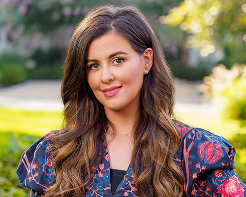 Sarah Faisal headshot