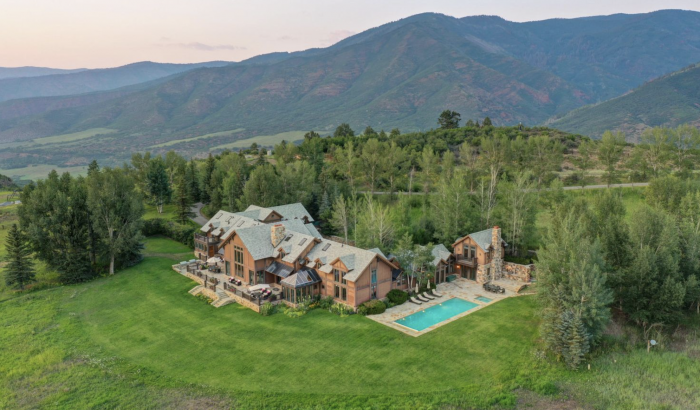 Mountain Resort Month: Aspen, Colorado