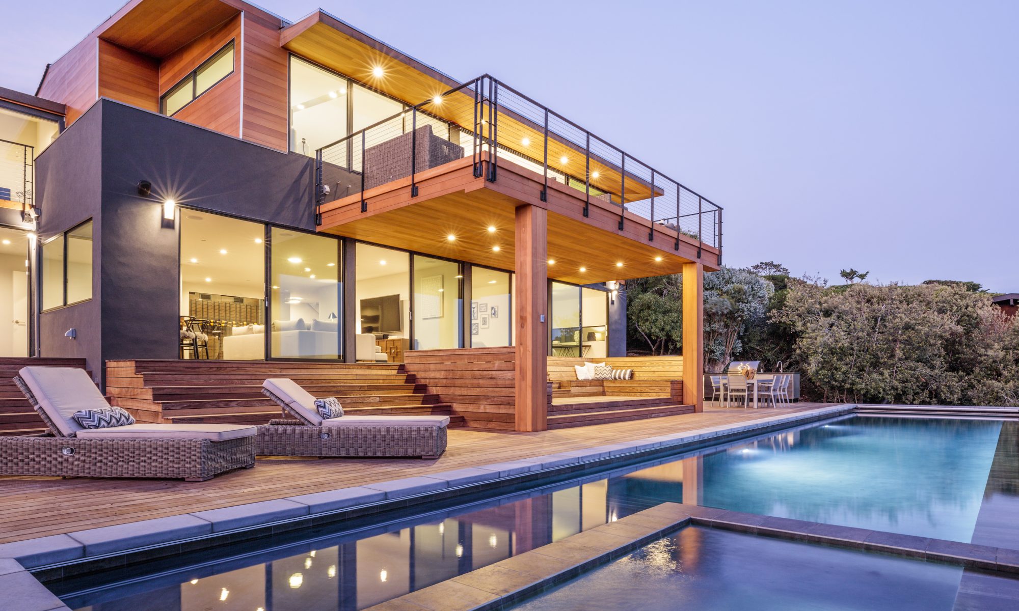 Tiburon estate backyard at twilight