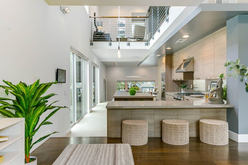 Airy modern home in Sierra Madre - rooftop patio