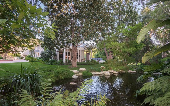 Golden age star’s Palisades compound has timeless appeal