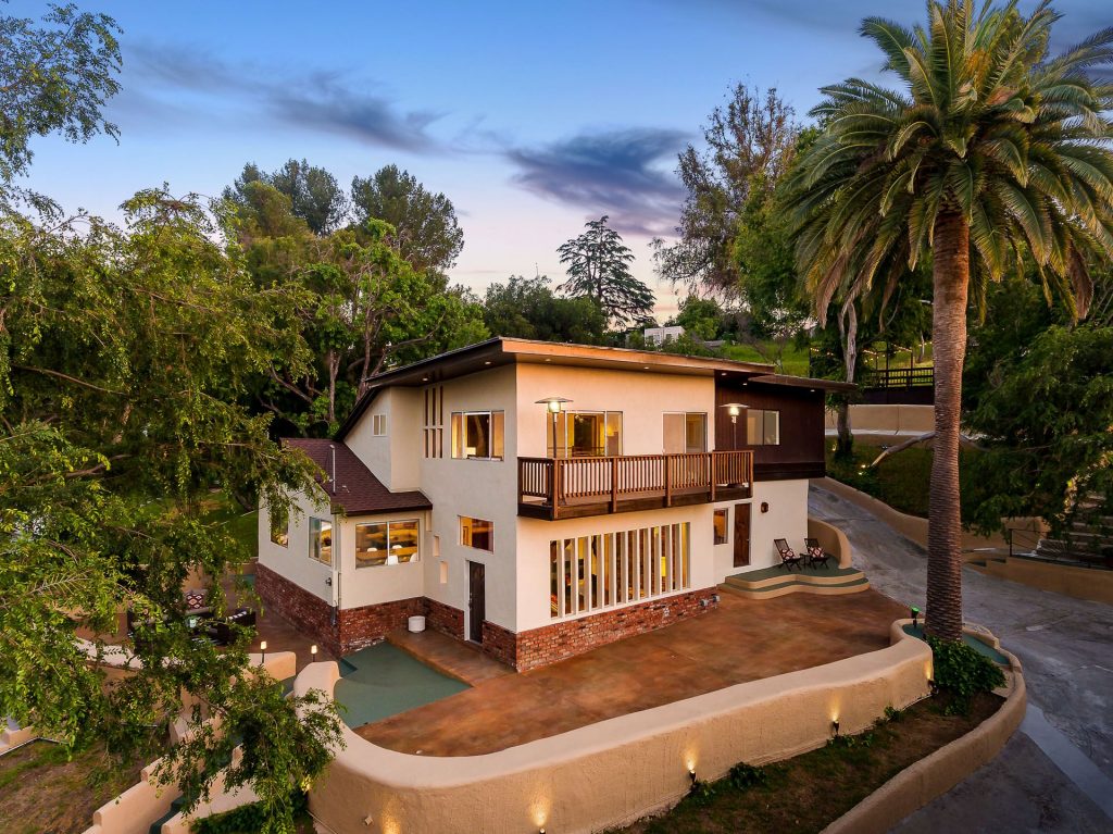 Home of the Week: Nicky Panicci’s geodesic dome compound ready to awe