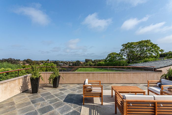 A Zen-Inspired Oasis in La Jolla