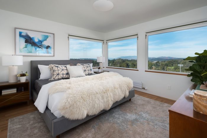 Front on of Mater Suite with fuzzy blankets.