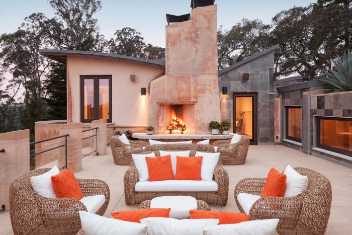 Outdoor Bill Graham compound