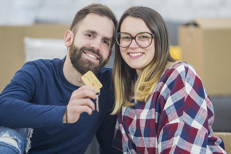 Couplewithkeystonewhome PacificUnion