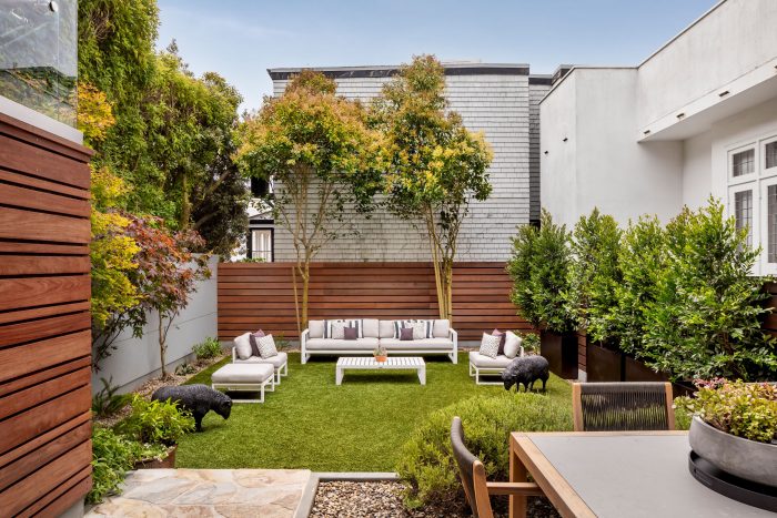 Fully redone Pacific Heights showpiece with stunning Bay views